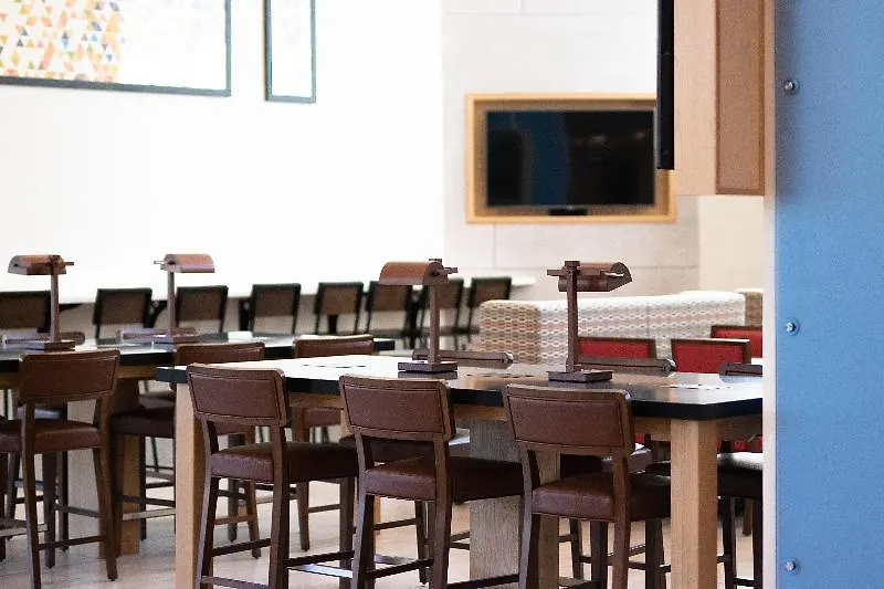 Holiday Inn Express Seattle - Sea-Tac Airport By Ihg SeaTac 3*,  Estados Unidos